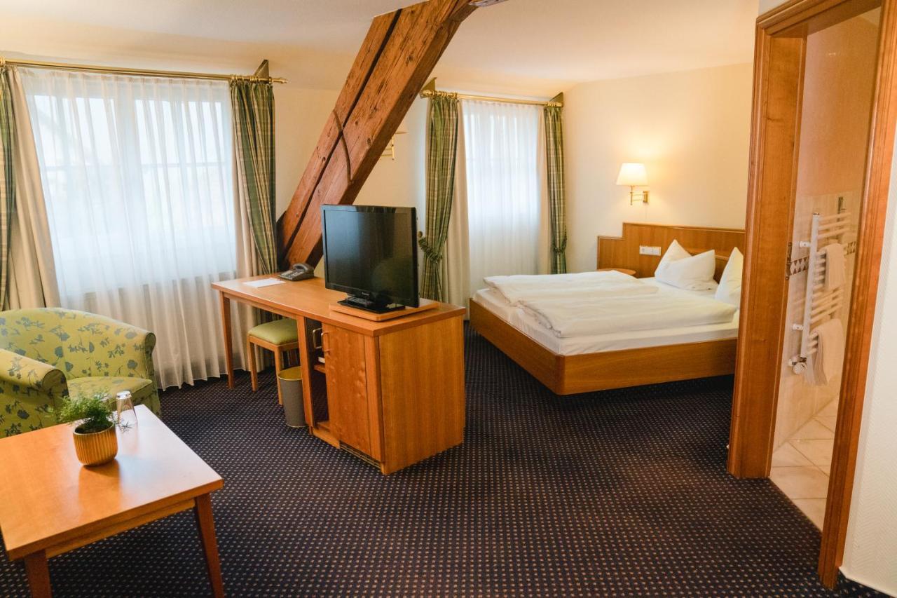 ลันด์โฮเต็ล เฮียร์เชิน Hotel Oberwolfach ภายนอก รูปภาพ