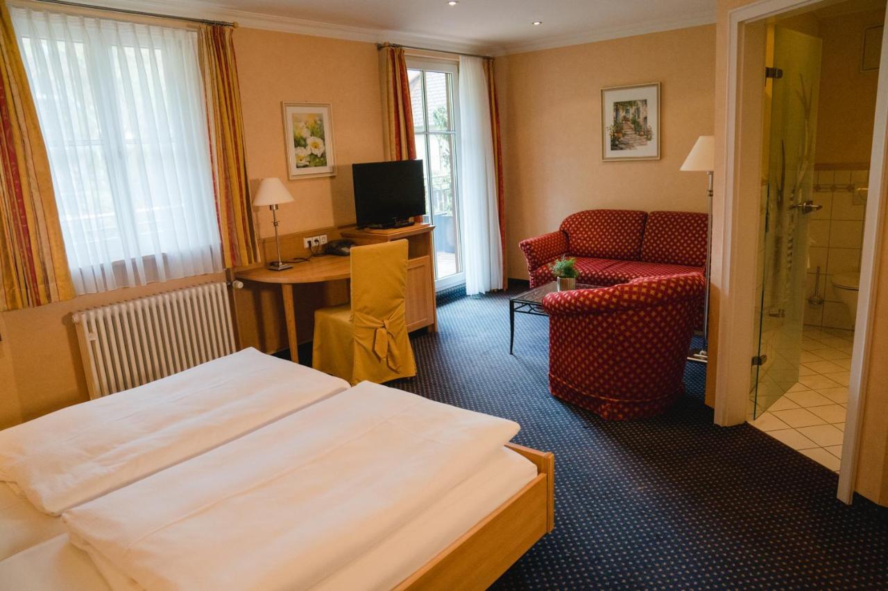 ลันด์โฮเต็ล เฮียร์เชิน Hotel Oberwolfach ภายนอก รูปภาพ